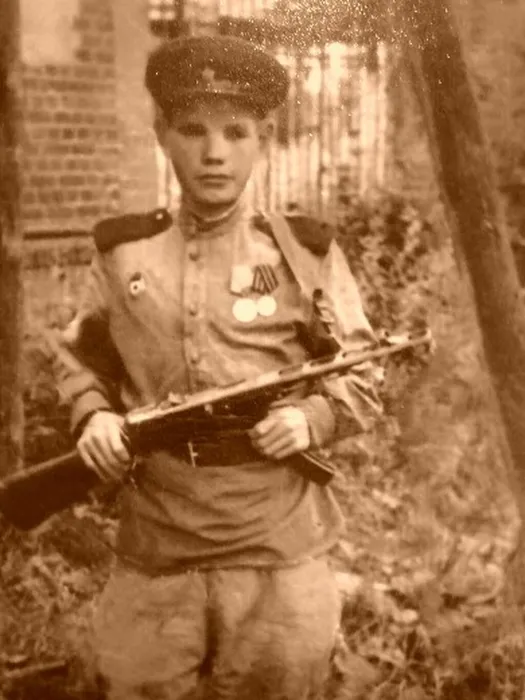 roadheroes_df_dff36e53a4aa6bd580226eefc3c96d06_crop